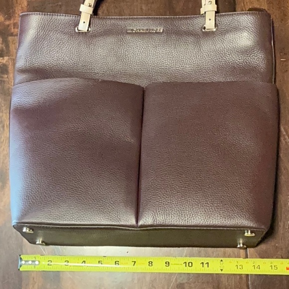Michael Kors Brown Pebbled Leather Medium Bedford Pocket Tote Bag NWT - Picture 7 of 11